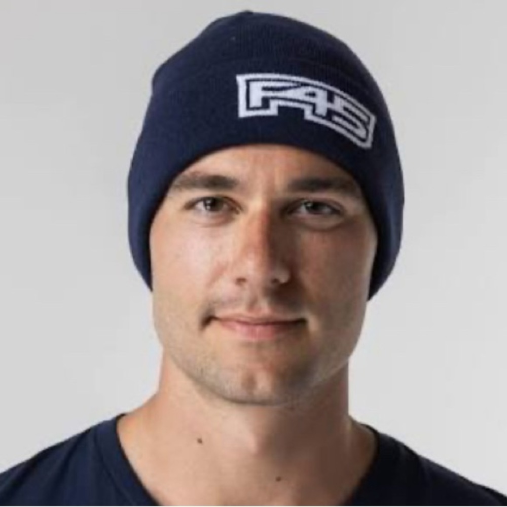 F45 Beanie unisex, New in package